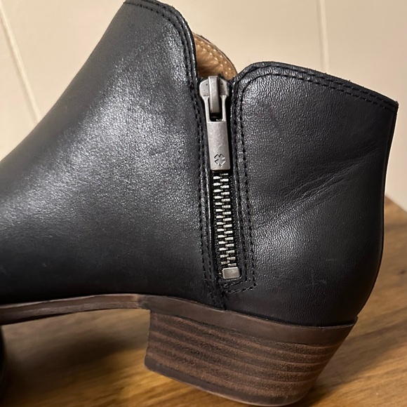 Women’s Lucky Brand Boots/ Size 8 1/2 - Picture 3 of 3